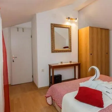 Roda - One Bedroom With Terrace Mira - St Supetar