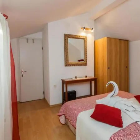 Roda - One Bedroom With Terrace Mira - St *
