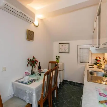 Roda - One Bedroom With Terrace Mira - St Supetar