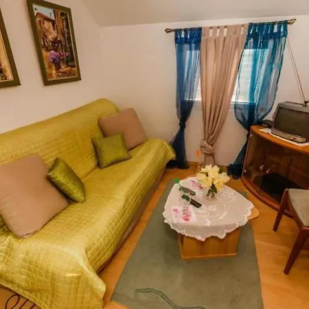 Roda - One Bedroom With Terrace Mira - St Διαμέρισμα